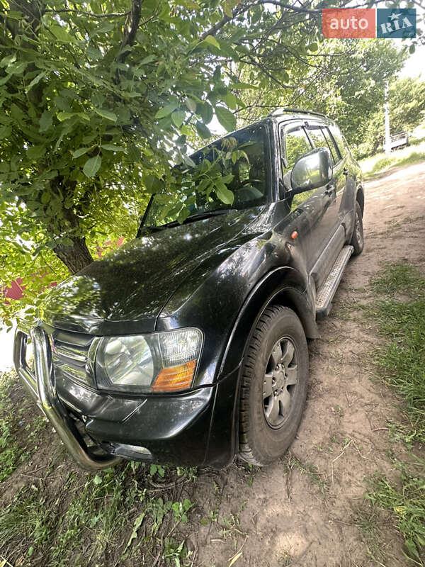Mitsubishi Pajero (2001)