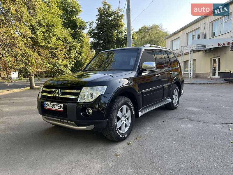 Mitsubishi Pajero (2007)