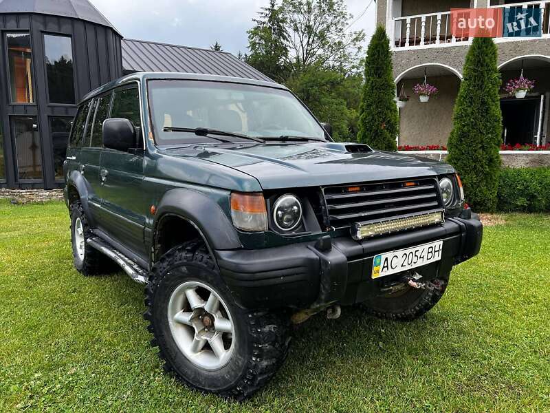 Mitsubishi Pajero (1994)