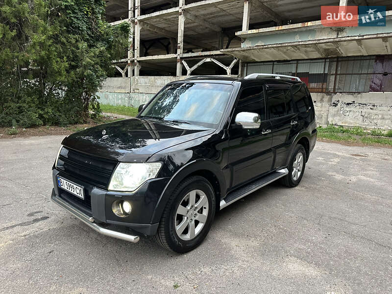 Mitsubishi Pajero (2007)