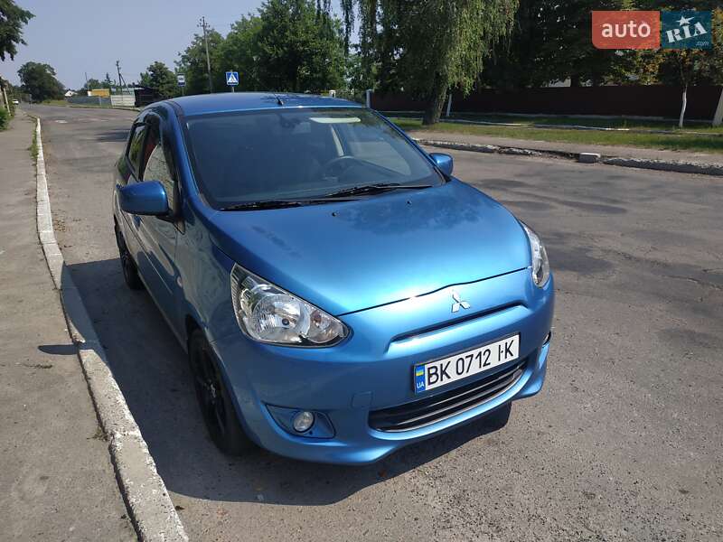 Mitsubishi Space star (2013)