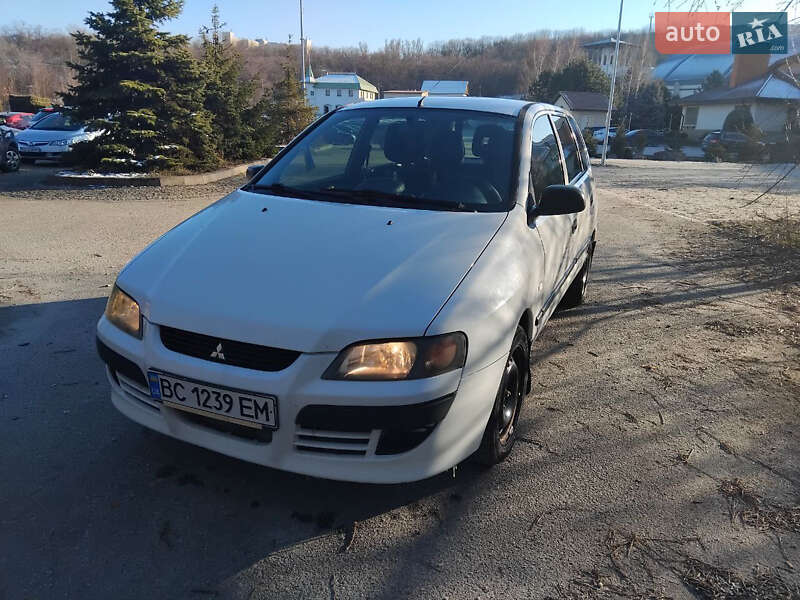 Mitsubishi Space star (2004)