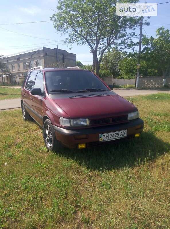 Mitsubishi Space wagon (1993)