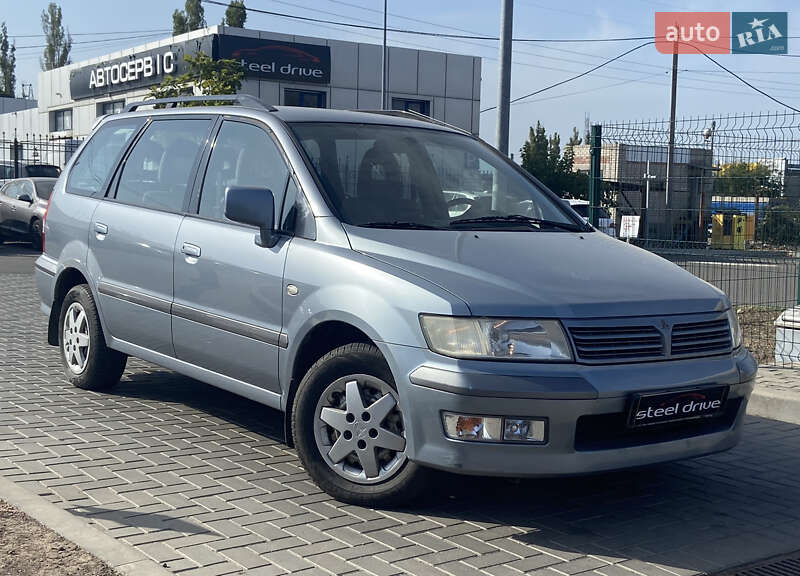 Mitsubishi Space wagon (2003)