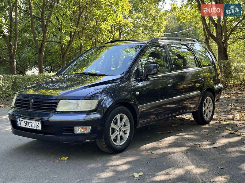 Mitsubishi Space wagon (2002)