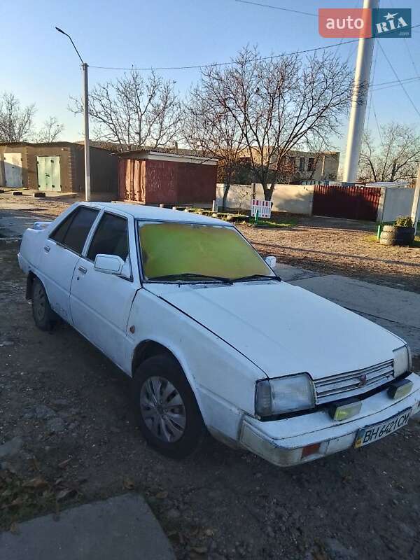 Mitsubishi Tredia (1983)