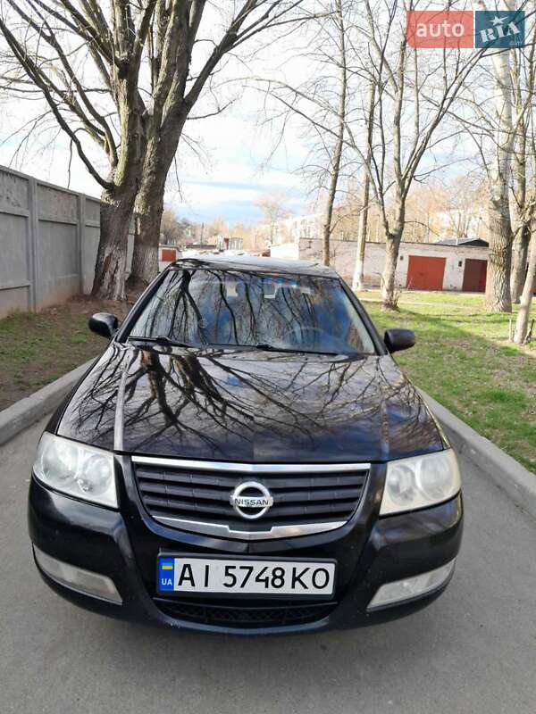 Nissan Almera (2007)