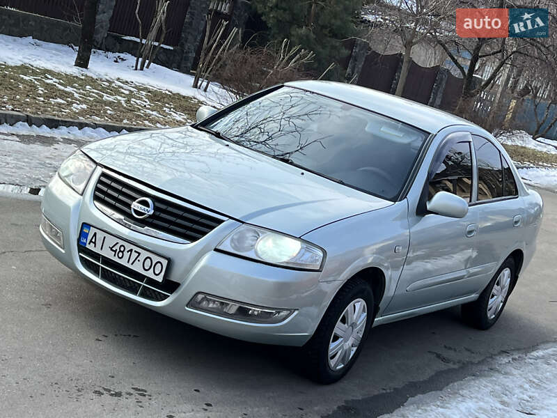 Nissan Almera (2007)