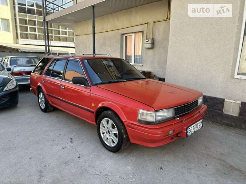 Nissan Bluebird (1992)