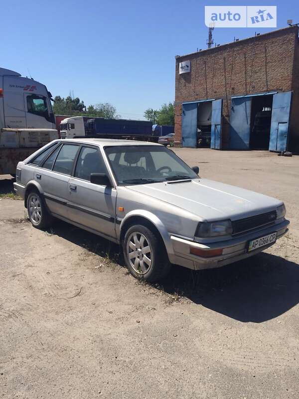 Nissan Bluebird (1986)