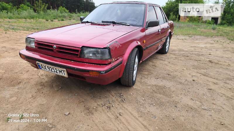 Nissan Bluebird (1988)