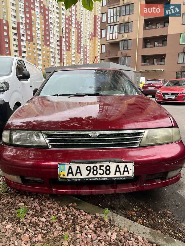 Nissan Bluebird (1997)
