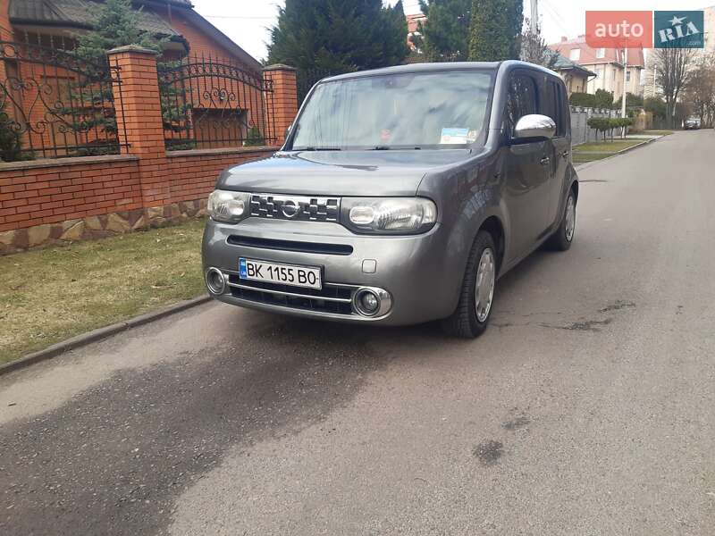 Nissan Cube (2010)