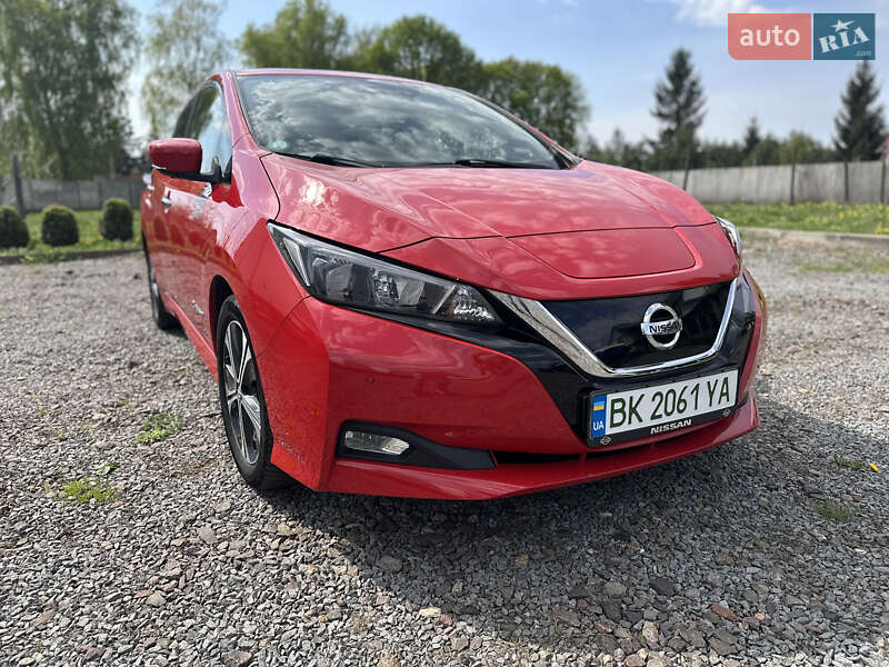 Nissan Leaf (2018)
