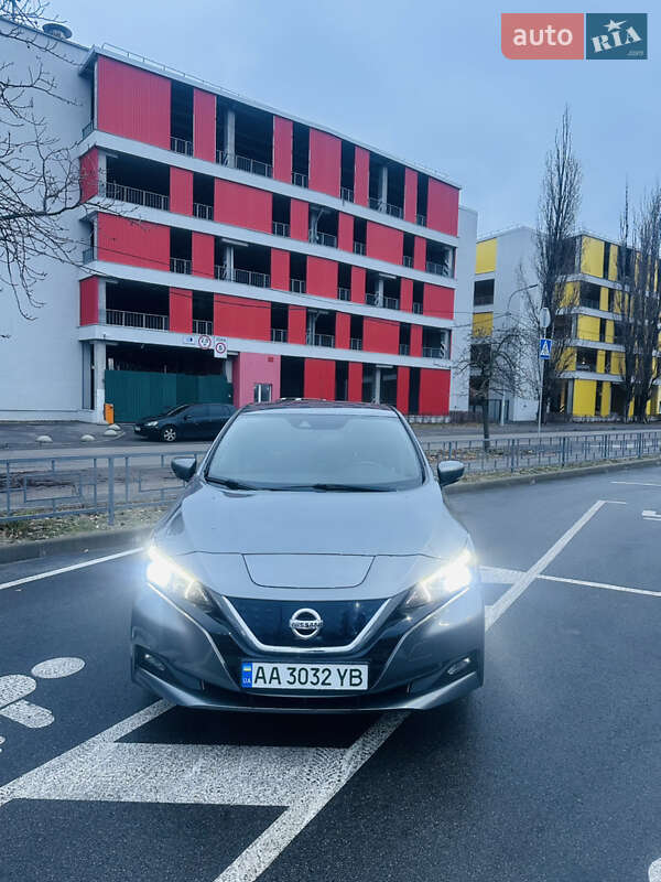 Nissan Leaf (2018)