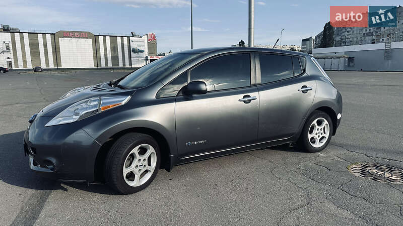 Nissan Leaf (2014)