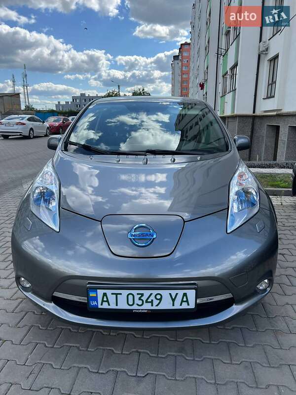 Nissan Leaf (2013)