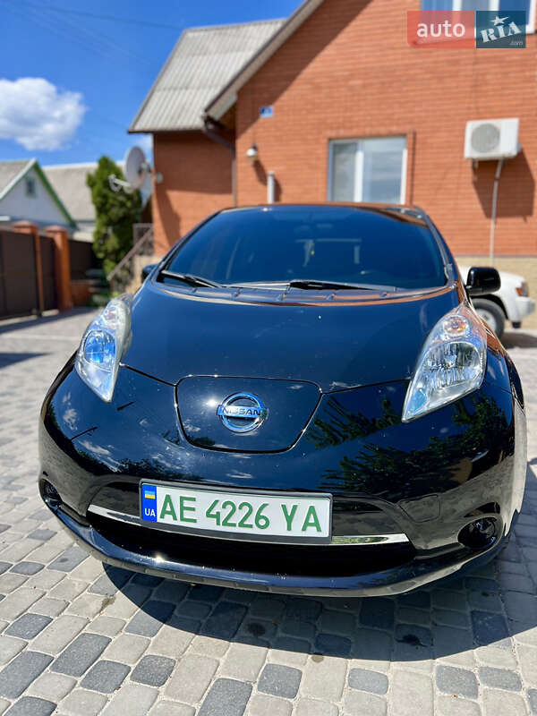 Nissan Leaf (2013)