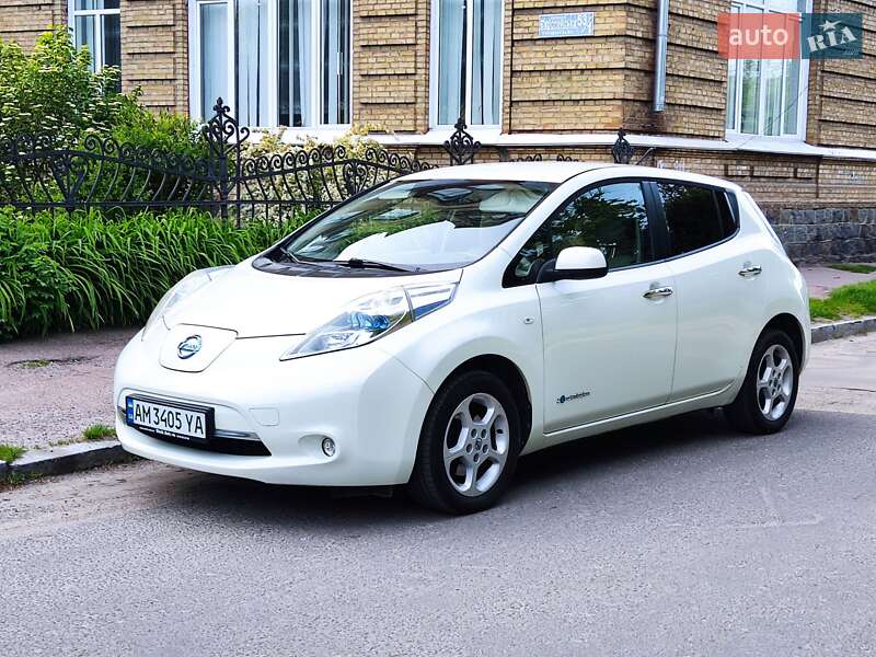 Nissan Leaf (2011)