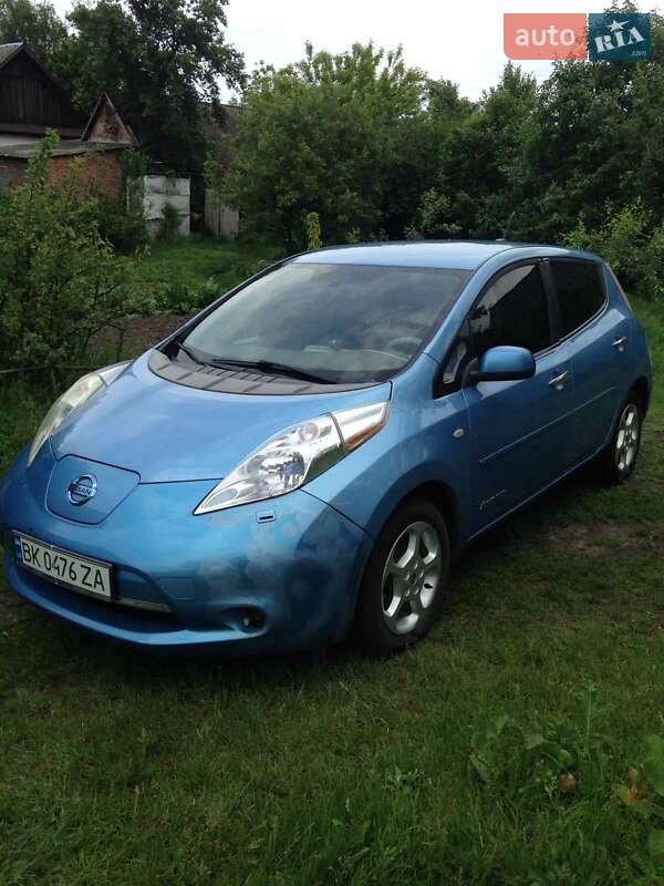 Nissan Leaf (2011)