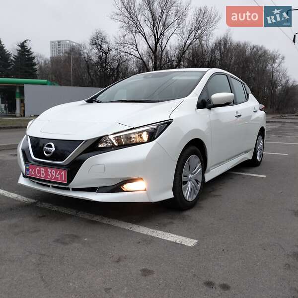 Nissan Leaf (2021)