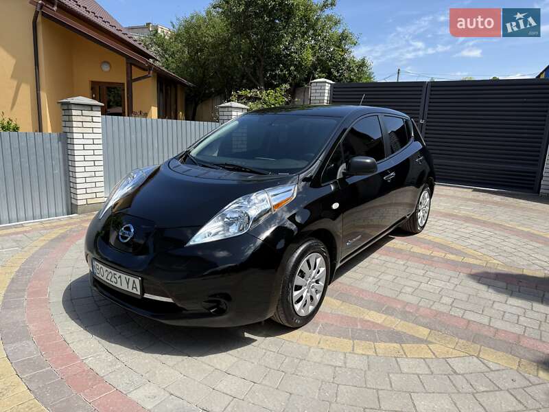 Nissan Leaf (2015)