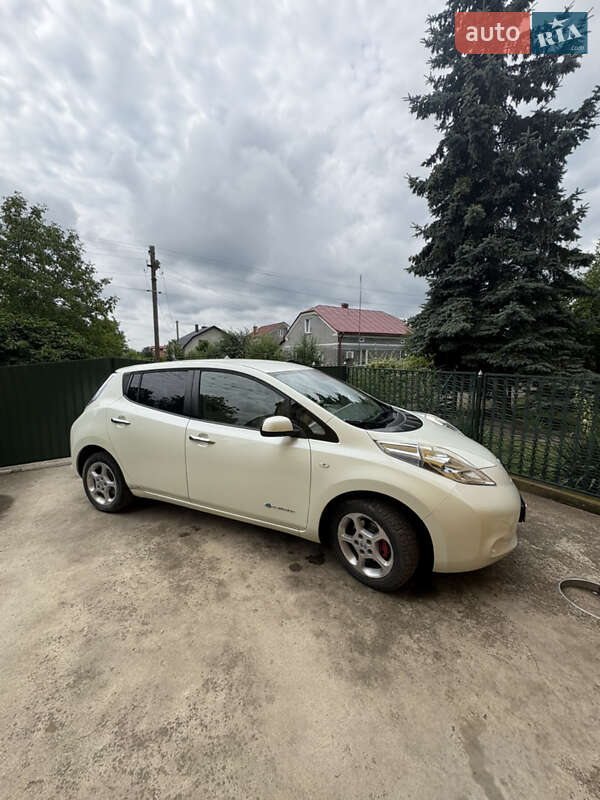 Nissan Leaf (2012)