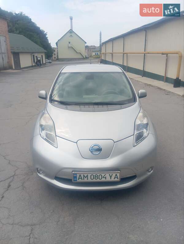 Nissan Leaf (2011)
