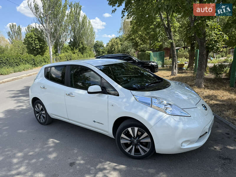 Nissan Leaf (2017)