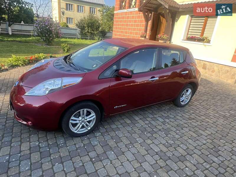 Nissan Leaf (2015)