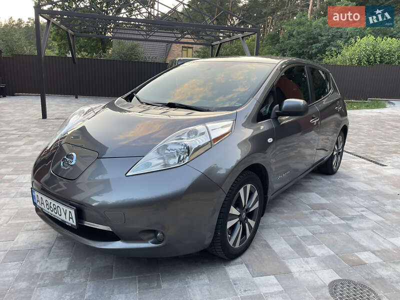 Nissan Leaf (2016)