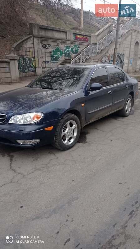 Nissan Maxima (2000)