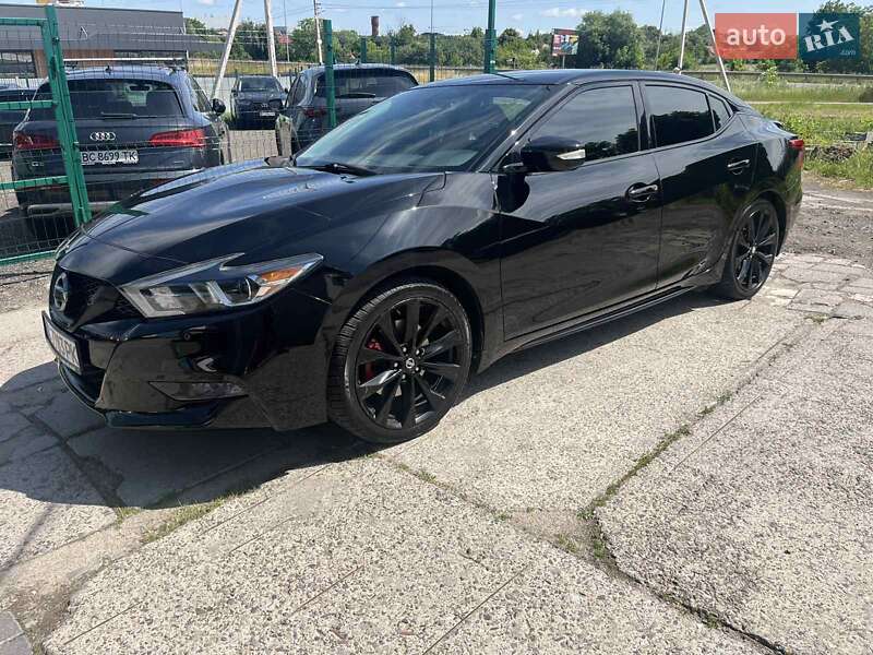 Nissan Maxima (2015)