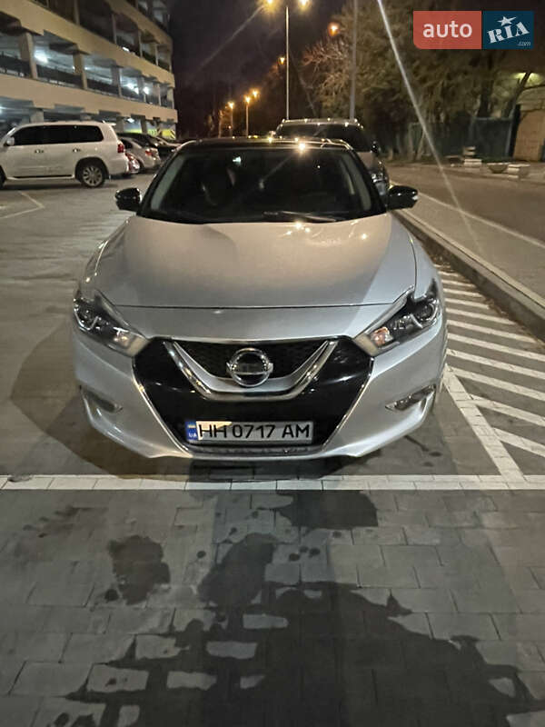 Nissan Maxima (2015)