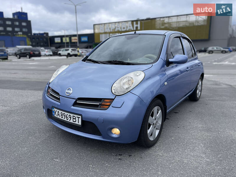 Nissan Micra (2004)