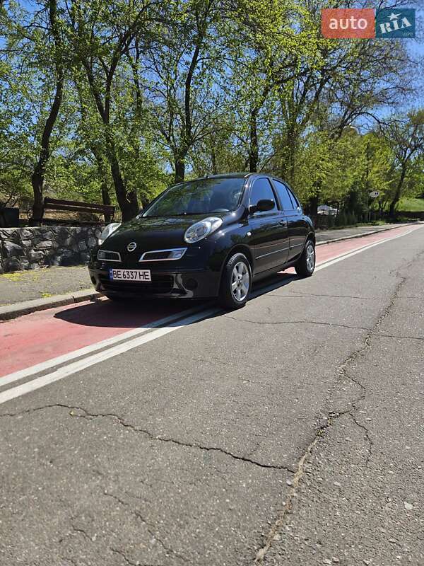 Nissan Micra (2008)