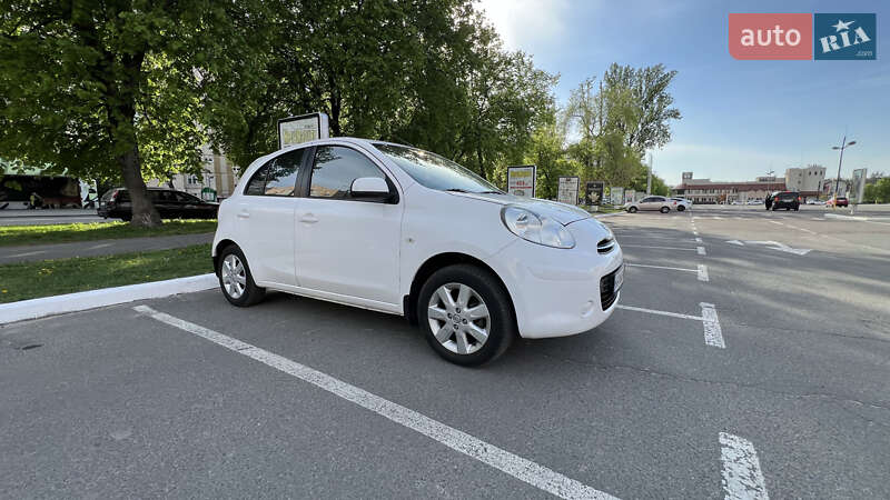 Nissan Micra (2013)