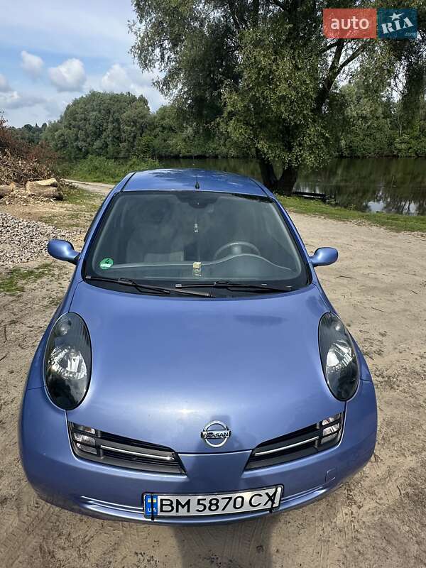 Nissan Micra (2003)