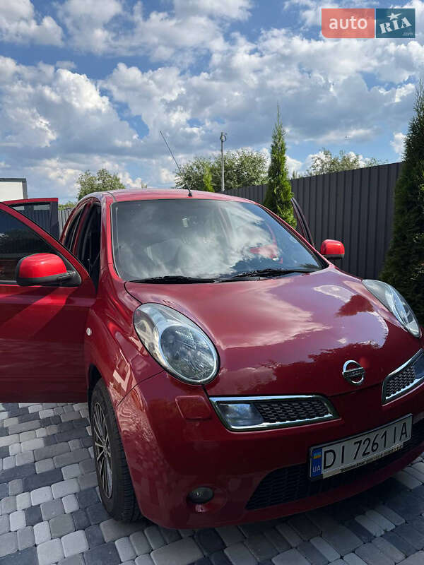 Nissan Micra (2010)