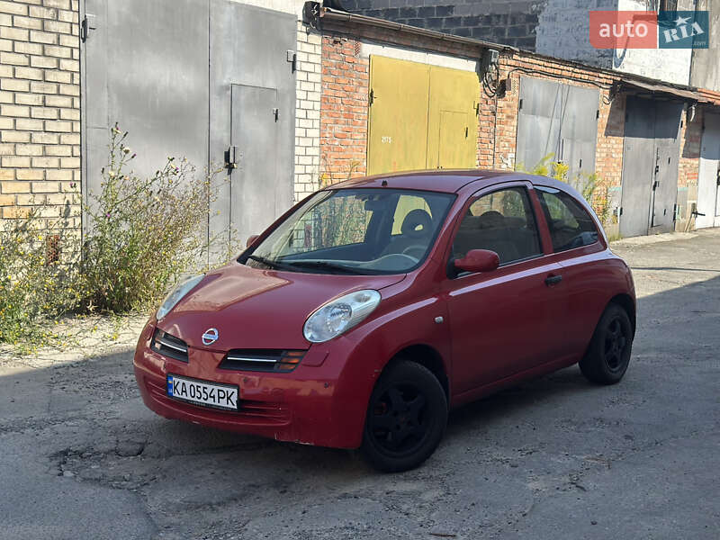 Nissan Micra (2004)