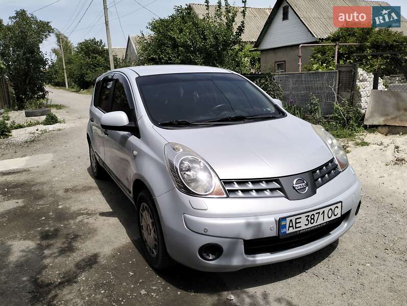 Nissan Note (2008)