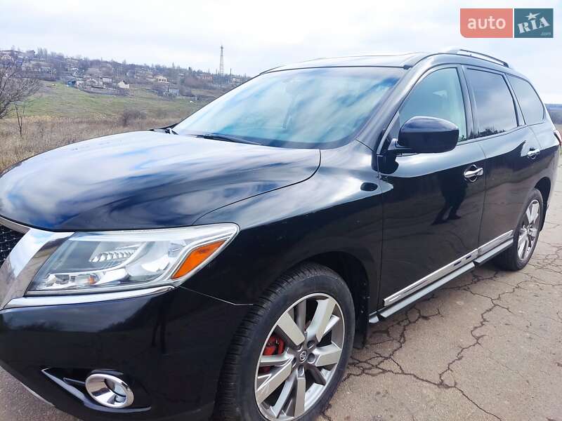 Nissan Pathfinder (2013)