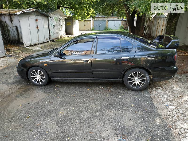 Nissan Primera (2000)