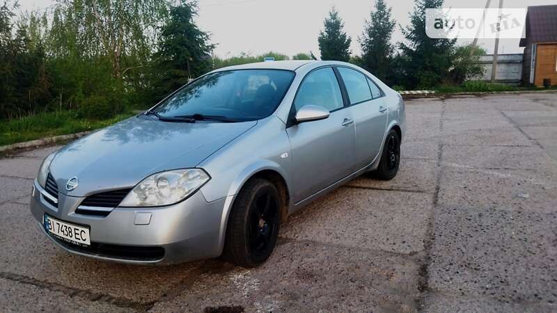 Nissan Primera (2003)