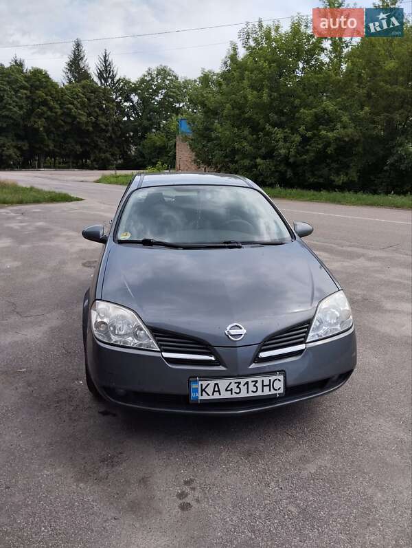Nissan Primera (2004)