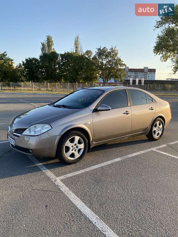 Nissan Primera (2004)