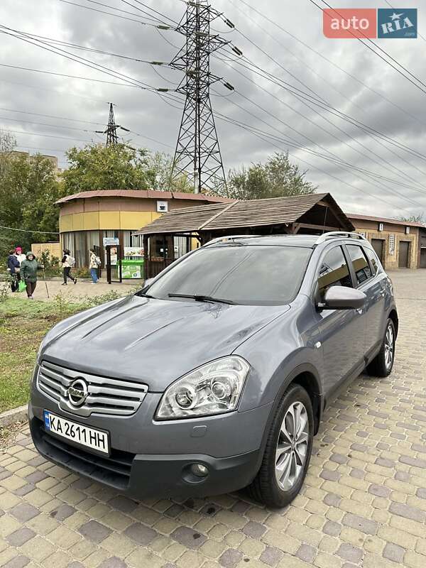 Nissan Qashqai+2 (2009)