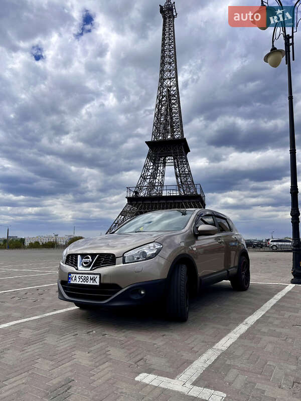 Nissan Qashqai (2012)