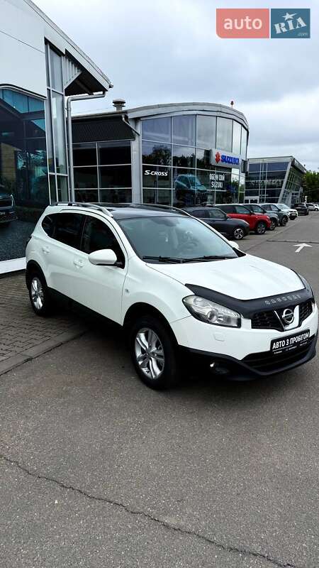 Nissan Qashqai (2012)