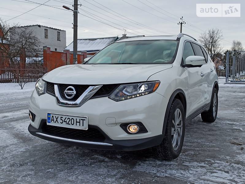 Nissan Rogue (2015)